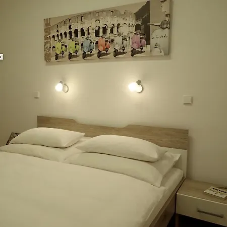 La Guccinela Apartment *