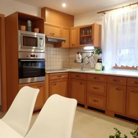 La Guccinela Apartment *